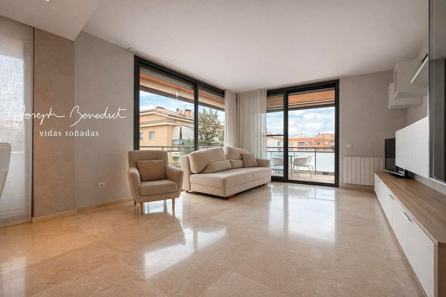 3 makuuhuone Huoneisto myytävänä paikassa Castelldefels mukana 
autotalli - 490 000 € (Ref: 9700371)