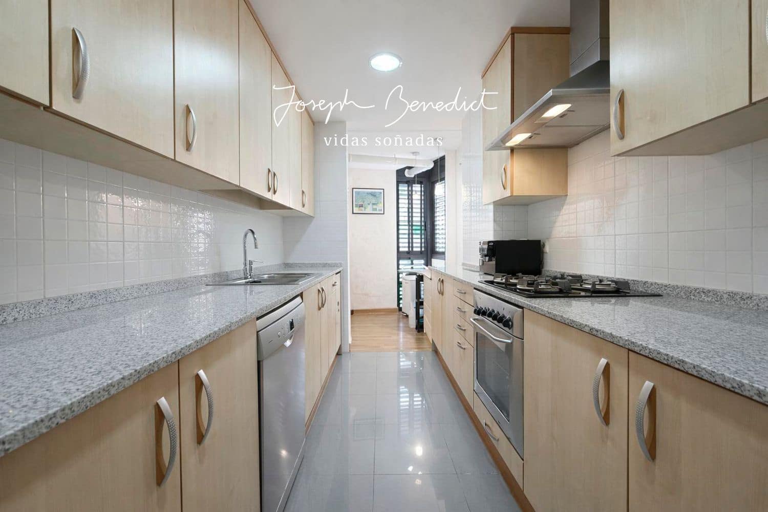 3 makuuhuone Huoneisto myytävänä paikassa Castelldefels mukana 
autotalli - 490 000 € (Ref: 9700371)