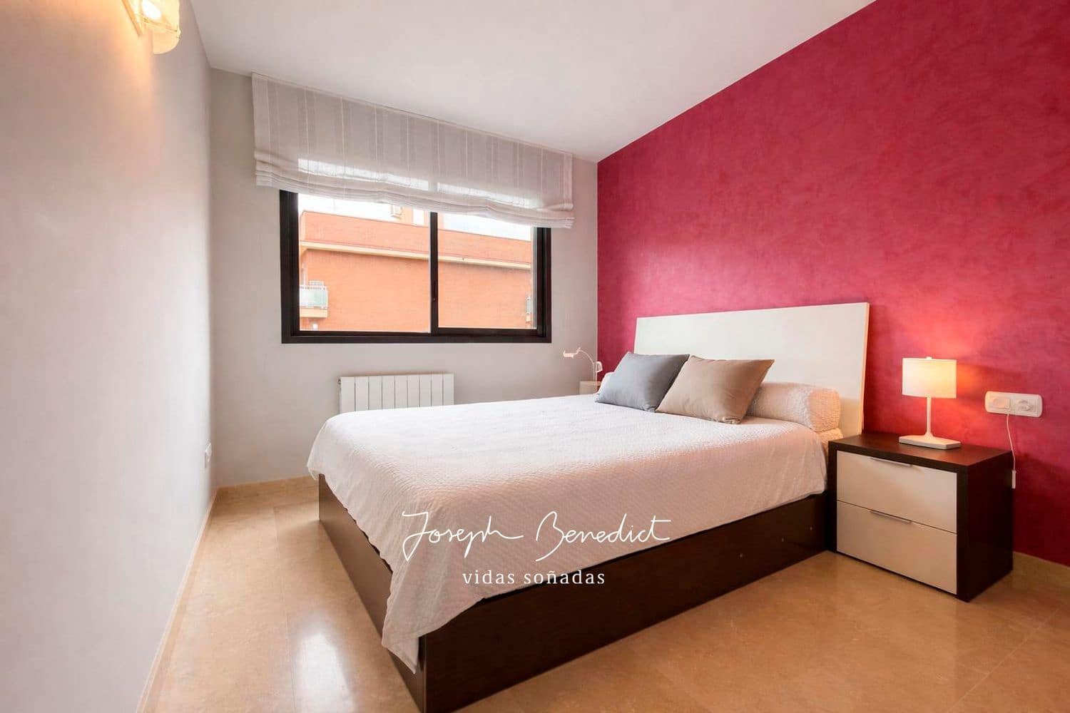 3 makuuhuone Huoneisto myytävänä paikassa Castelldefels mukana 
autotalli - 490 000 € (Ref: 9700371)