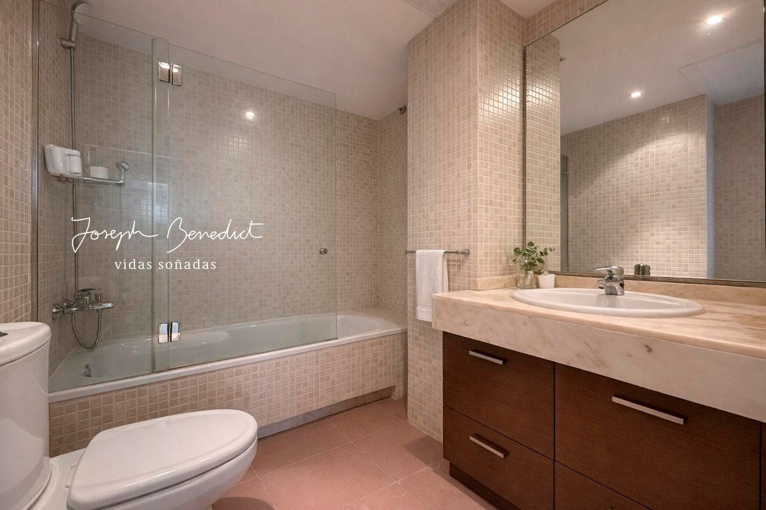 3 makuuhuone Huoneisto myytävänä paikassa Castelldefels mukana 
autotalli - 490 000 € (Ref: 9700371)