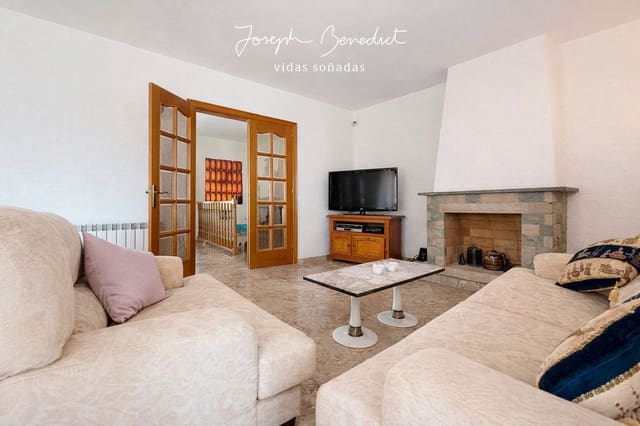 6 soverom Villa til salgs i Segur de Calafell, Calafell med svømmebasseng garasje - € 450 000 (Ref: 9714341)