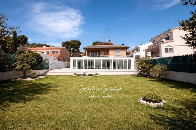 6 soverom Villa til salgs i Segur de Calafell, Calafell med svømmebasseng garasje - € 450 000 (Ref: 9714341)