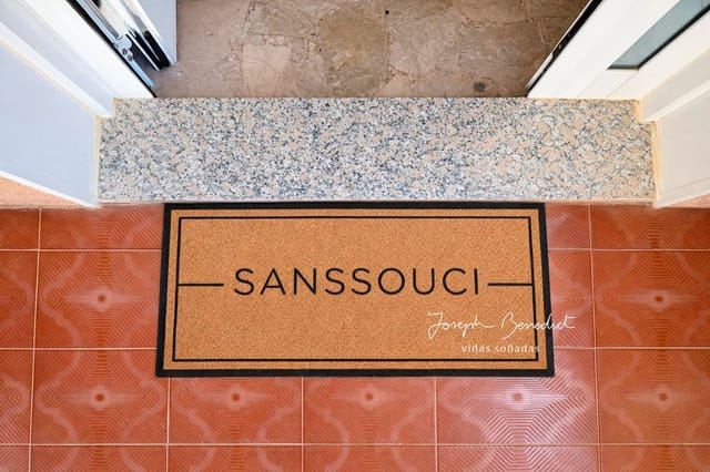 6 soverom Villa til salgs i Segur de Calafell, Calafell med svømmebasseng garasje - € 450 000 (Ref: 9714341)