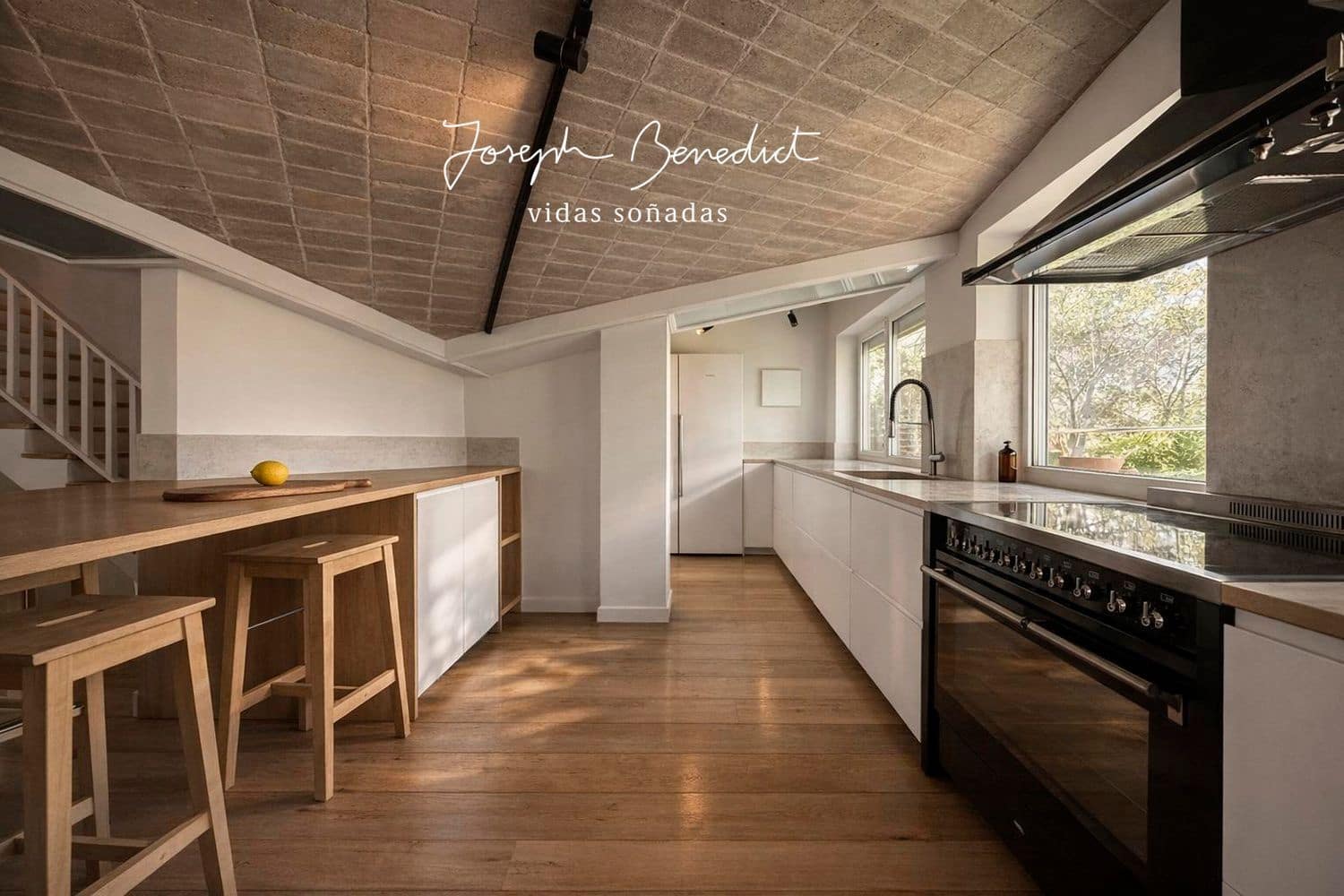 5 bedroom Villa for sale in Castelldefels with pool garage - € 1,590,000 (Ref: 9735027)