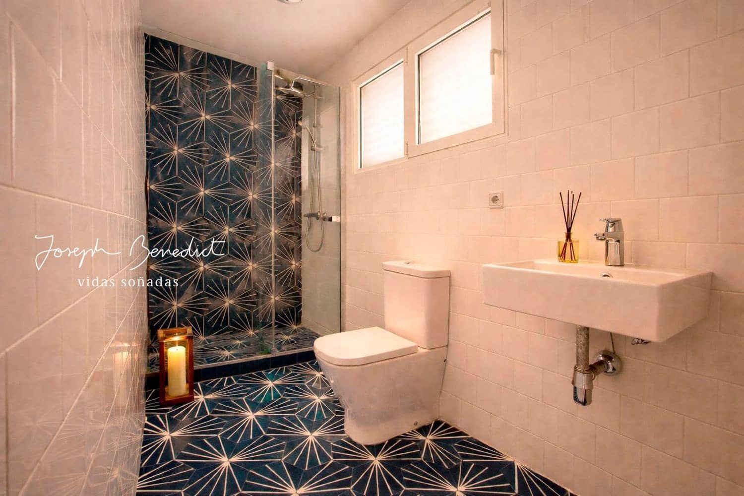 5 bedroom Villa for sale in Castelldefels with pool garage - € 1,590,000 (Ref: 9735027)