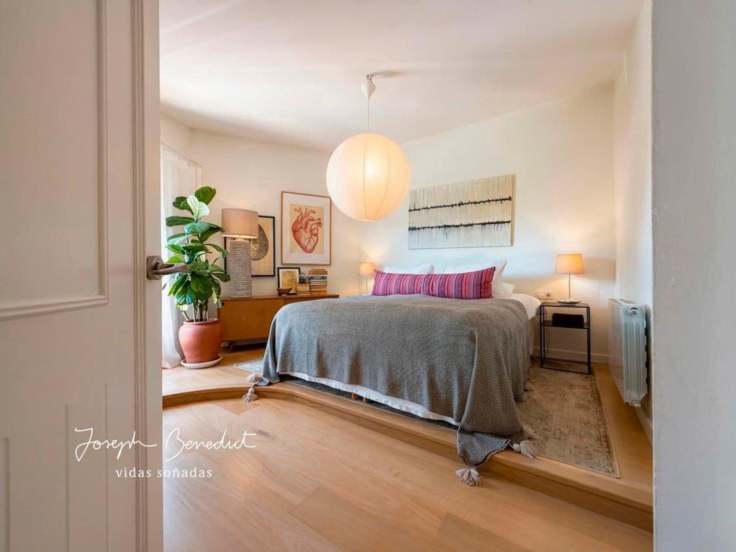 5 bedroom Villa for sale in Castelldefels with pool garage - € 1,590,000 (Ref: 9735027)