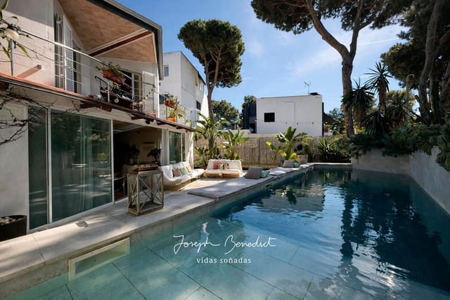 Chalet de 5 habitaciones en Castelldefels en venta con piscina garaje - 1.590.000 € (Ref: 9735027)