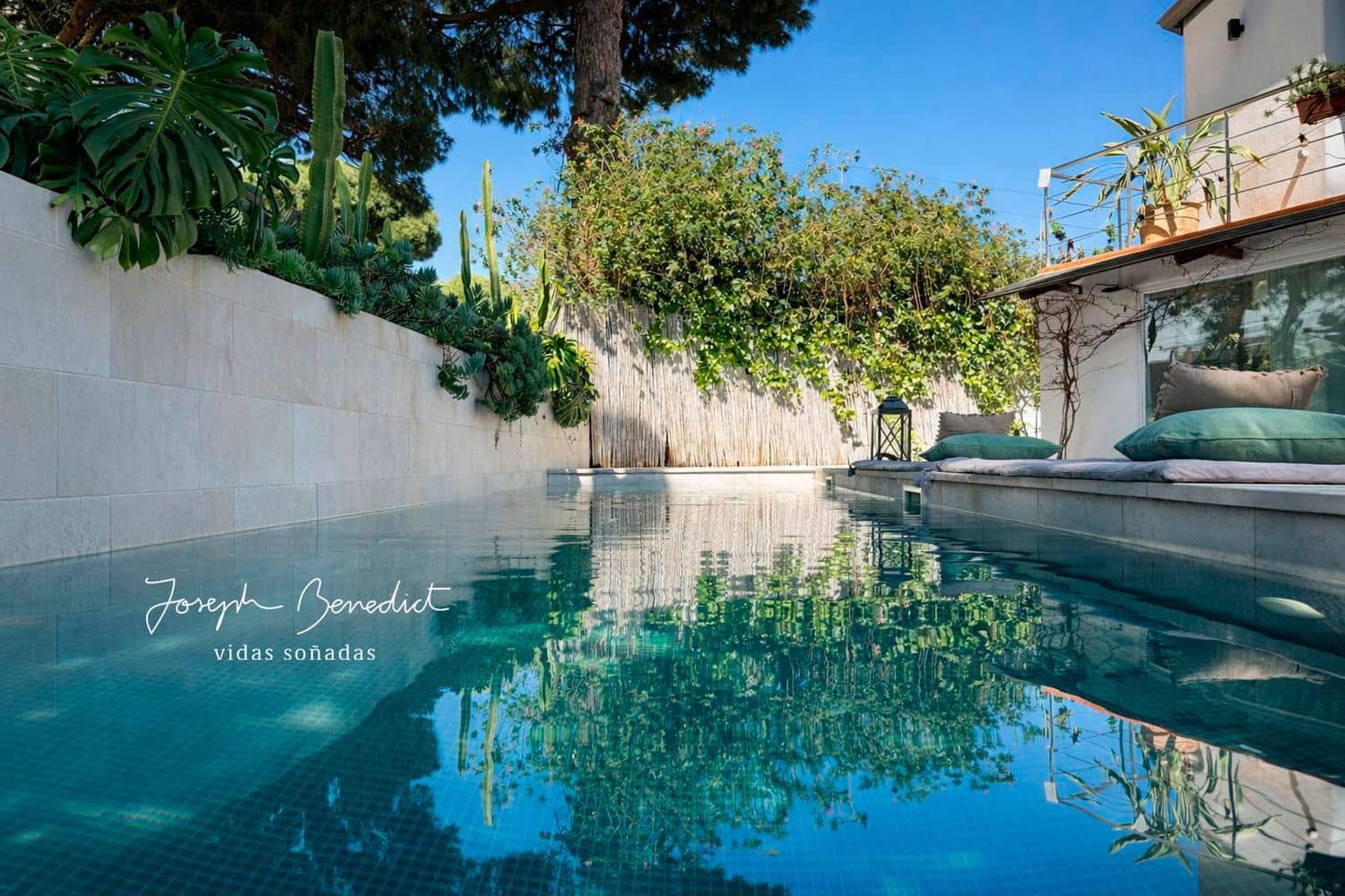 5 bedroom Villa for sale in Castelldefels with pool garage - € 1,590,000 (Ref: 9735027)