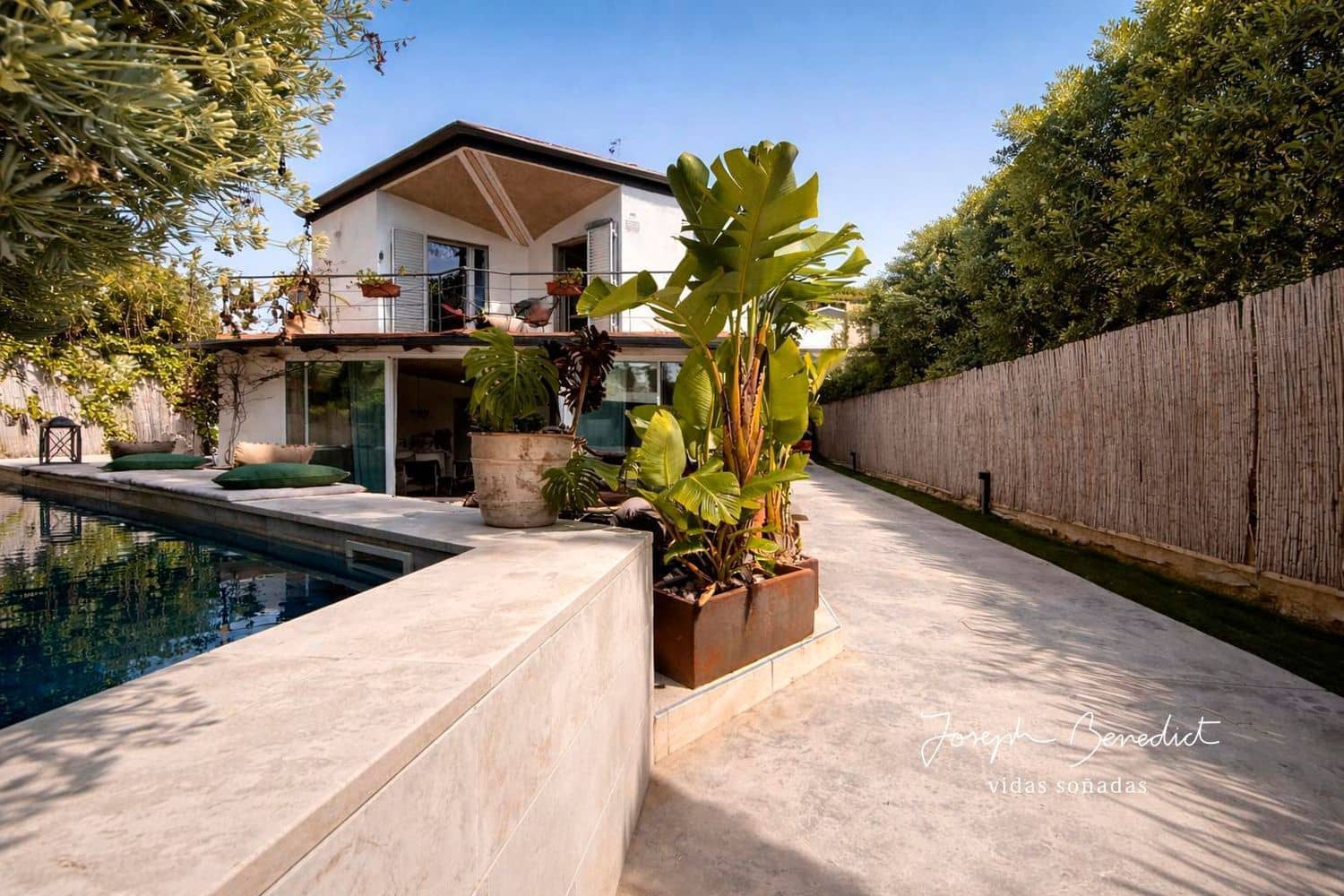 5 bedroom Villa for sale in Castelldefels with pool garage - € 1,590,000 (Ref: 9735027)
