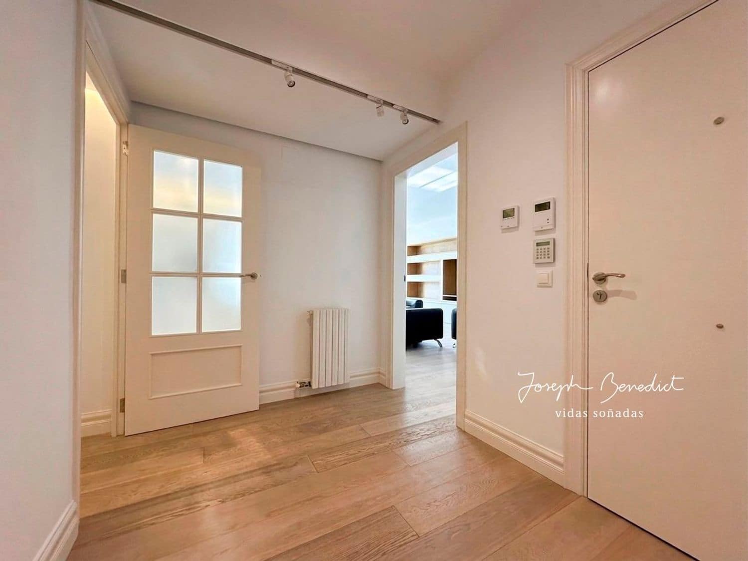 3 soverom Leilighet til leie i Castelldefels med svømmebasseng garasje - € 3 900 (Ref: 9737987)