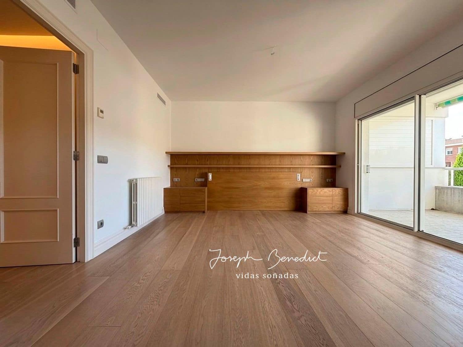 3 soverom Leilighet til leie i Castelldefels med svømmebasseng garasje - € 3 900 (Ref: 9737987)