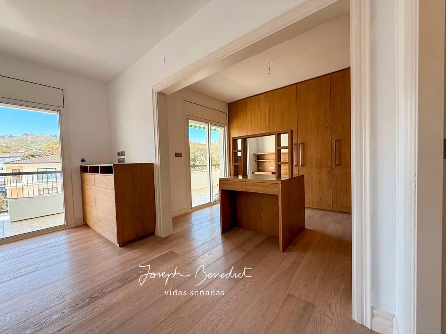 3 soverom Leilighet til leie i Castelldefels med svømmebasseng garasje - € 3 900 (Ref: 9737987)