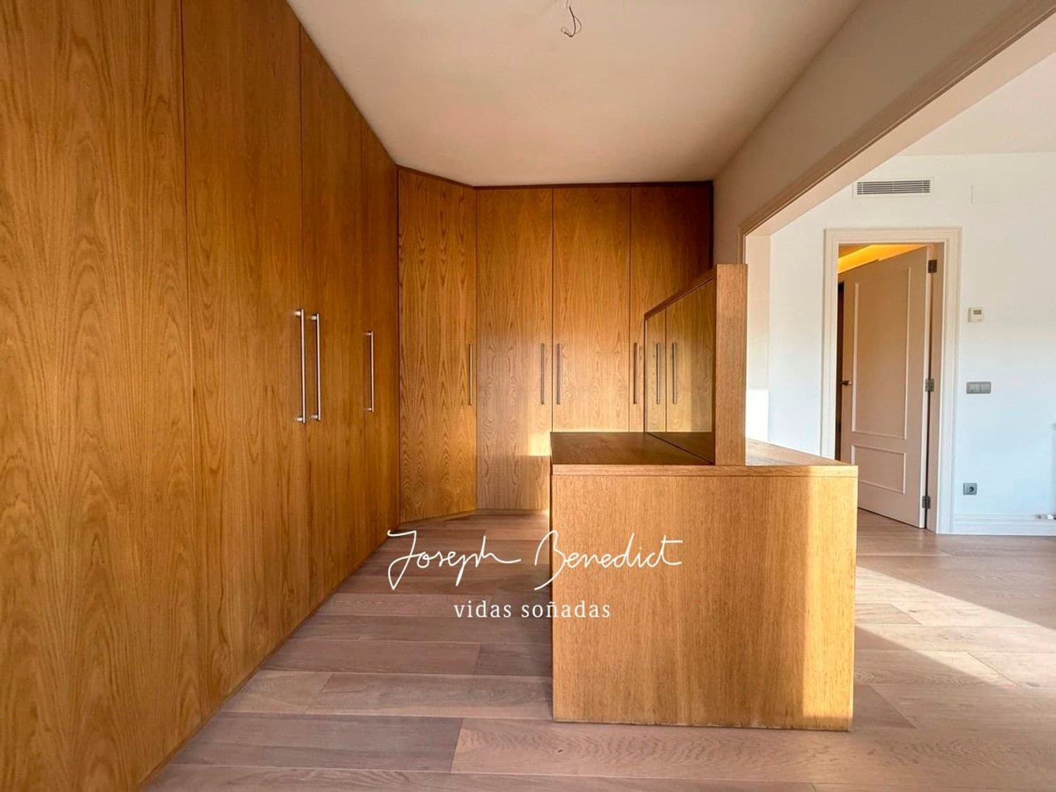 3 soverom Leilighet til leie i Castelldefels med svømmebasseng garasje - € 3 900 (Ref: 9737987)