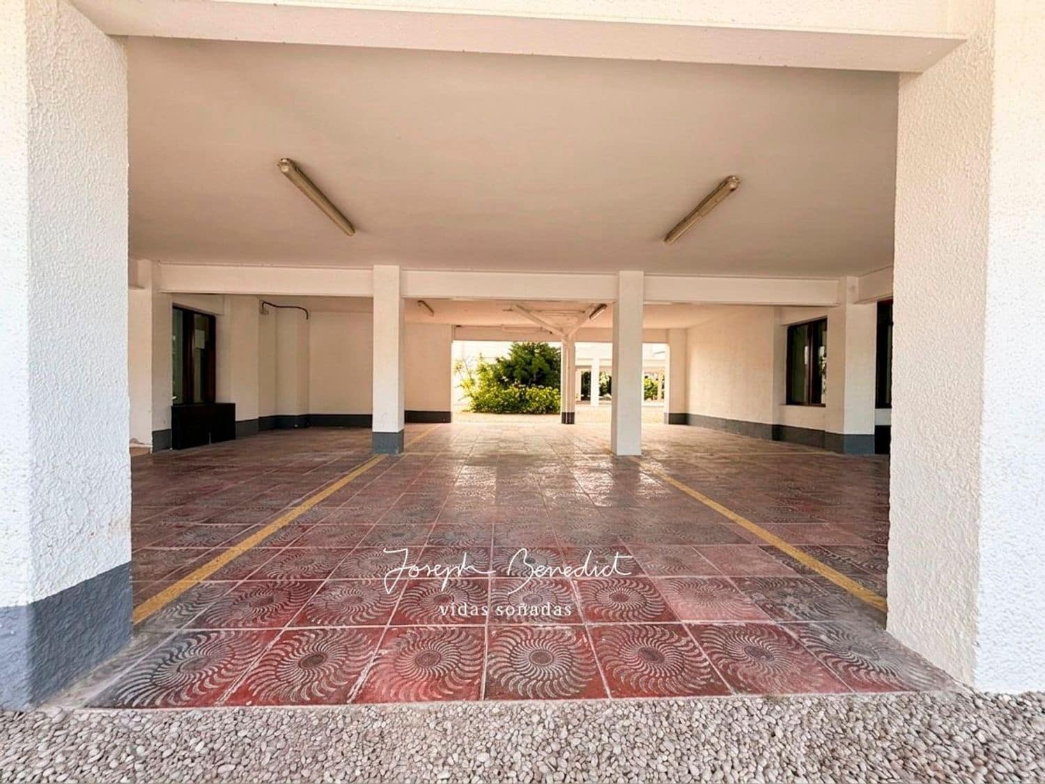 3 soverom Leilighet til leie i Castelldefels med svømmebasseng garasje - € 3 900 (Ref: 9737987)