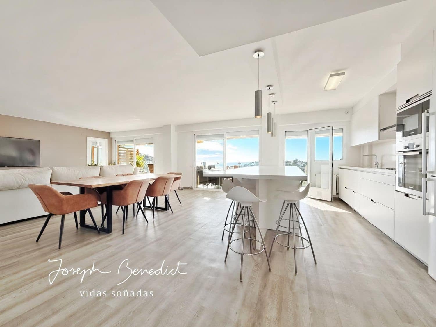 5 sypialnia Apartament do wynajęcia w Castelldefels z basenem garażem - 4 500 € (Ref: 9758334)