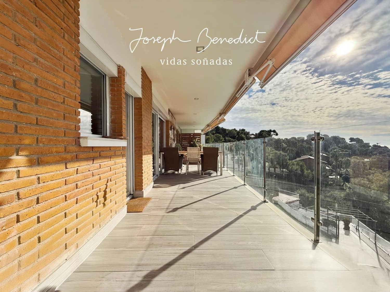 5 sypialnia Apartament do wynajęcia w Castelldefels z basenem garażem - 4 500 € (Ref: 9758334)