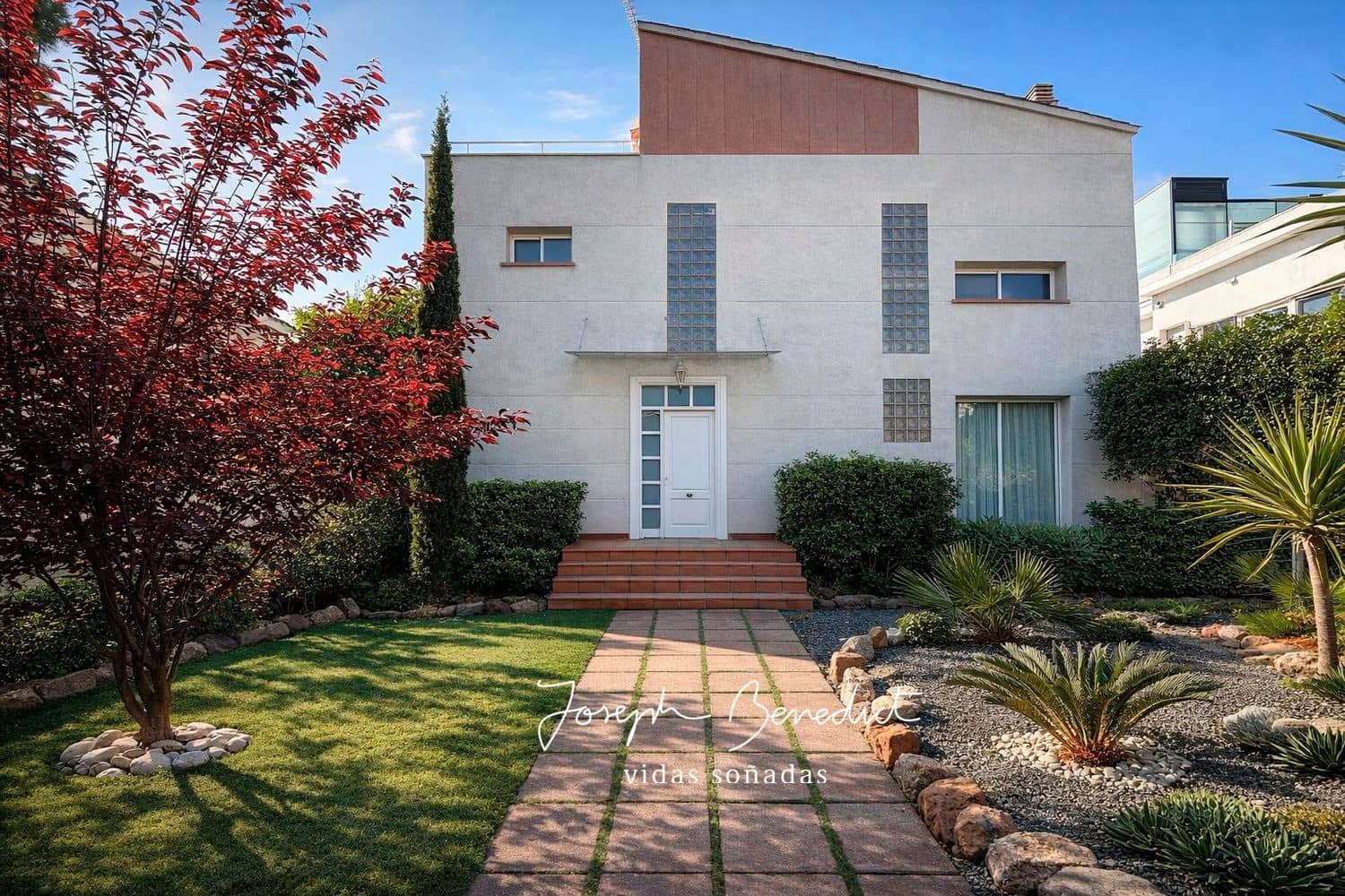 4 bedroom Villa for sale in Castelldefels with garage - € 1,390,000 (Ref: 9761580)