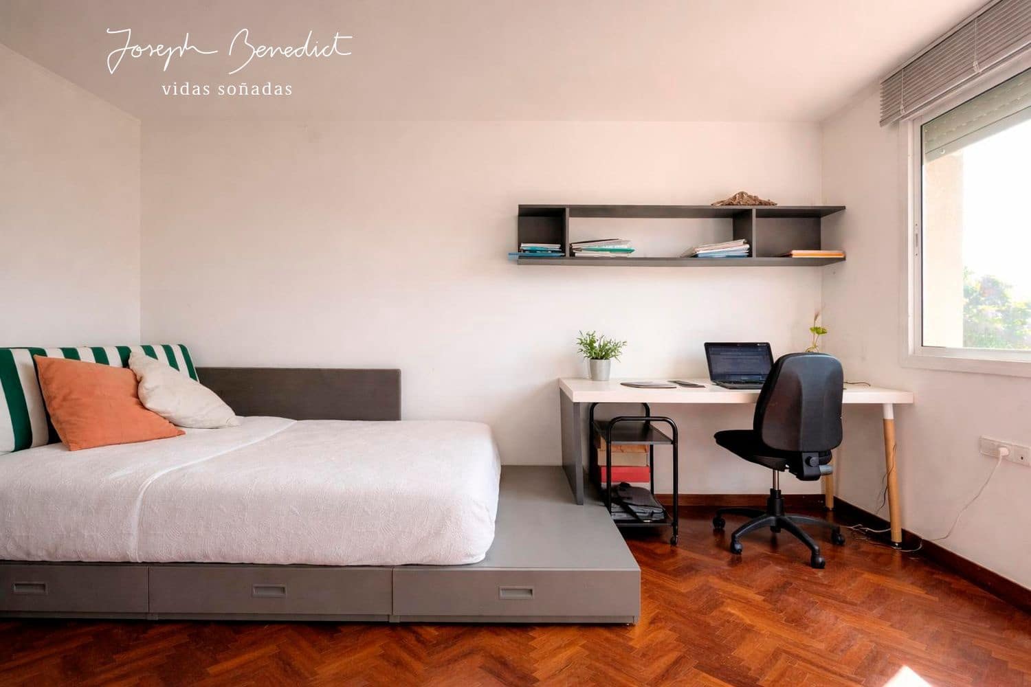 4 bedroom Villa for sale in Castelldefels with garage - € 1,390,000 (Ref: 9761580)