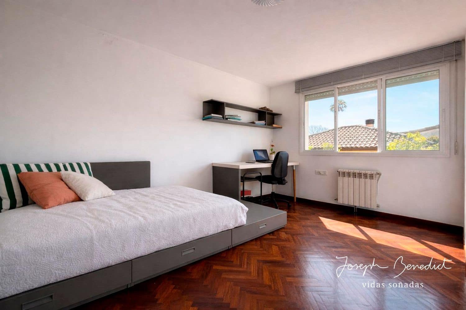 4 bedroom Villa for sale in Castelldefels with garage - € 1,390,000 (Ref: 9761580)