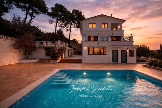 9 sypialnia Willa na sprzedaż w Castelldefels z basenem garażem - 2 075 000 € (Ref: 9780002)