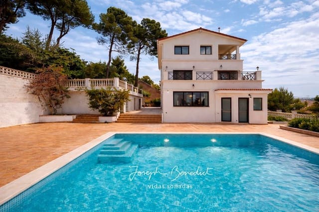 9 sypialnia Willa na sprzedaż w Castelldefels z basenem garażem - 2 075 000 € (Ref: 9780002)