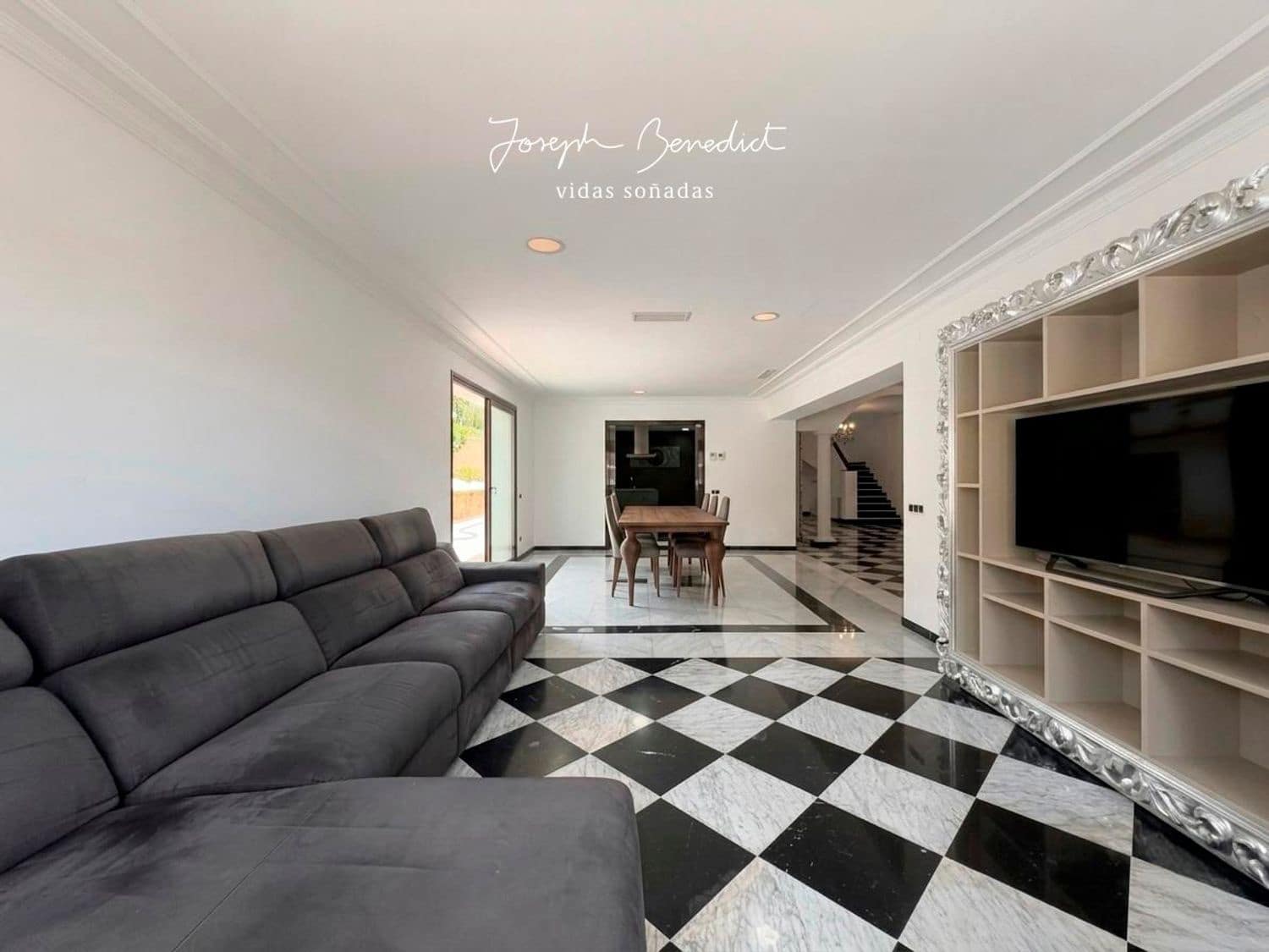 9 sypialnia Willa na sprzedaż w Castelldefels z basenem garażem - 2 075 000 € (Ref: 9780002)