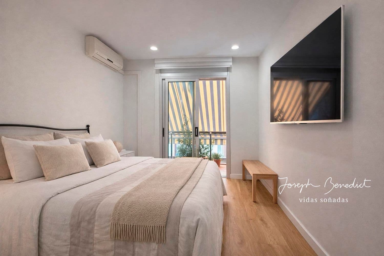 4 sypialnia Dom na sprzedaż w L'Hospitalet de Llobregat z garażem - 615 000 € (Ref: 9788084)