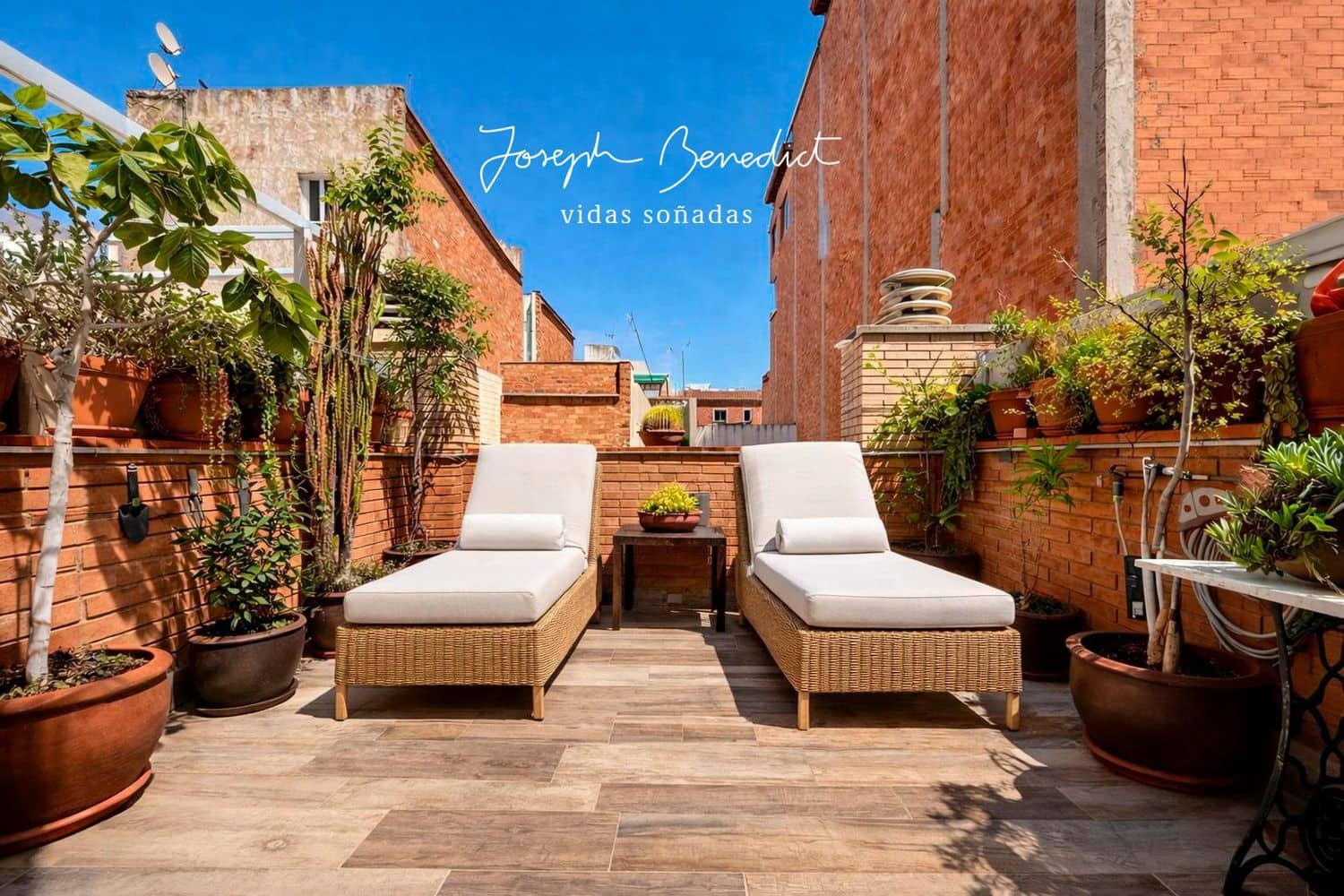 4 sypialnia Dom na sprzedaż w L'Hospitalet de Llobregat z garażem - 615 000 € (Ref: 9788084)