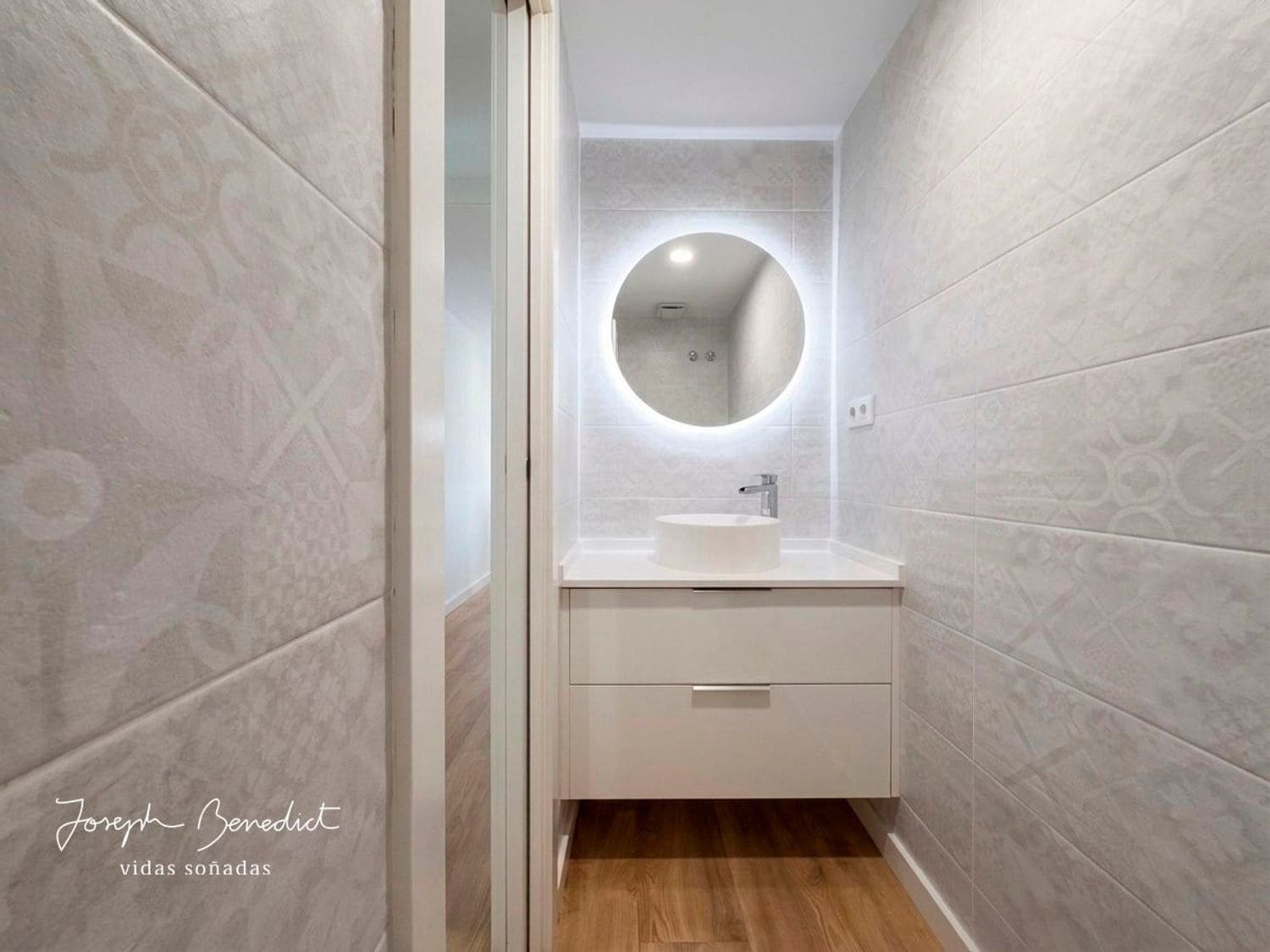 4 sypialnia Dom na sprzedaż w L'Hospitalet de Llobregat z garażem - 615 000 € (Ref: 9788084)