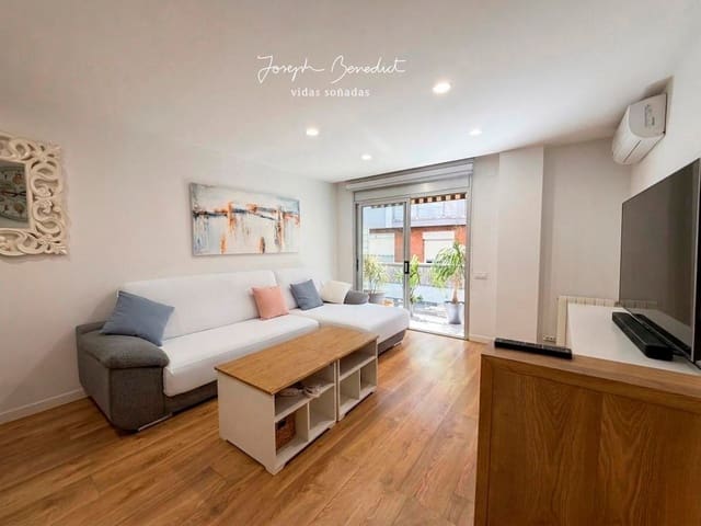 4 sypialnia Dom na sprzedaż w L'Hospitalet de Llobregat z garażem - 615 000 € (Ref: 9788084)