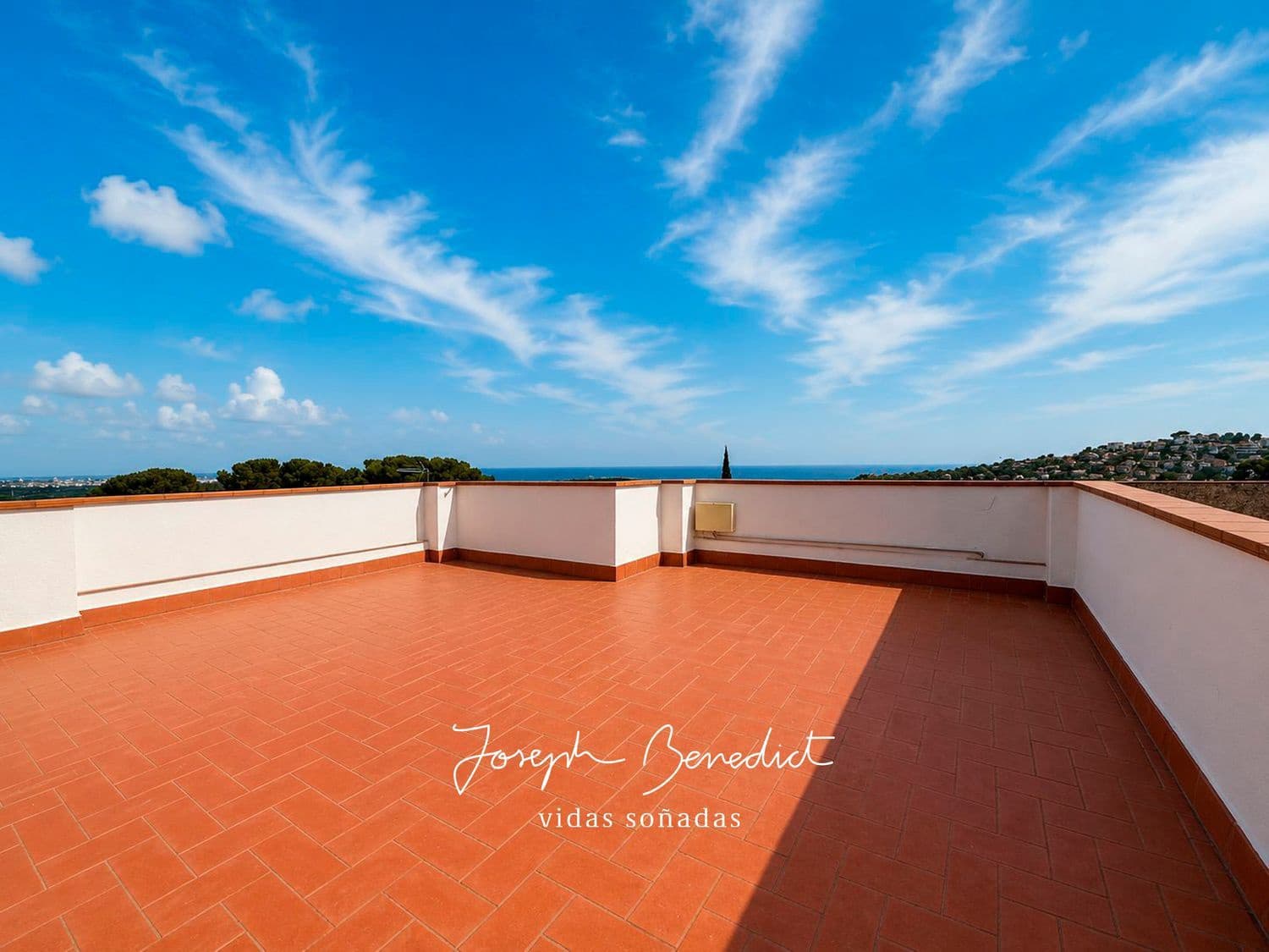 5 bedroom Townhouse for sale in Castelldefels with pool garage - € 995,000 (Ref: 9877792)