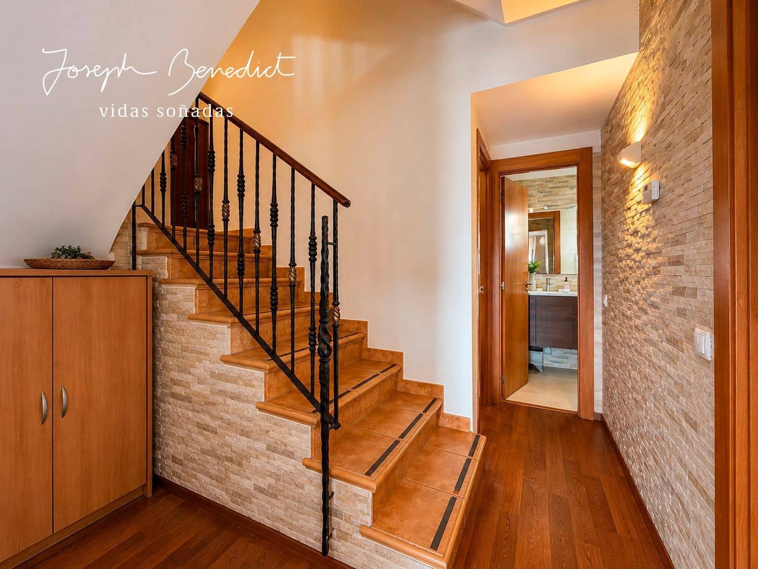 5 bedroom Townhouse for sale in Castelldefels with pool garage - € 995,000 (Ref: 9877792)
