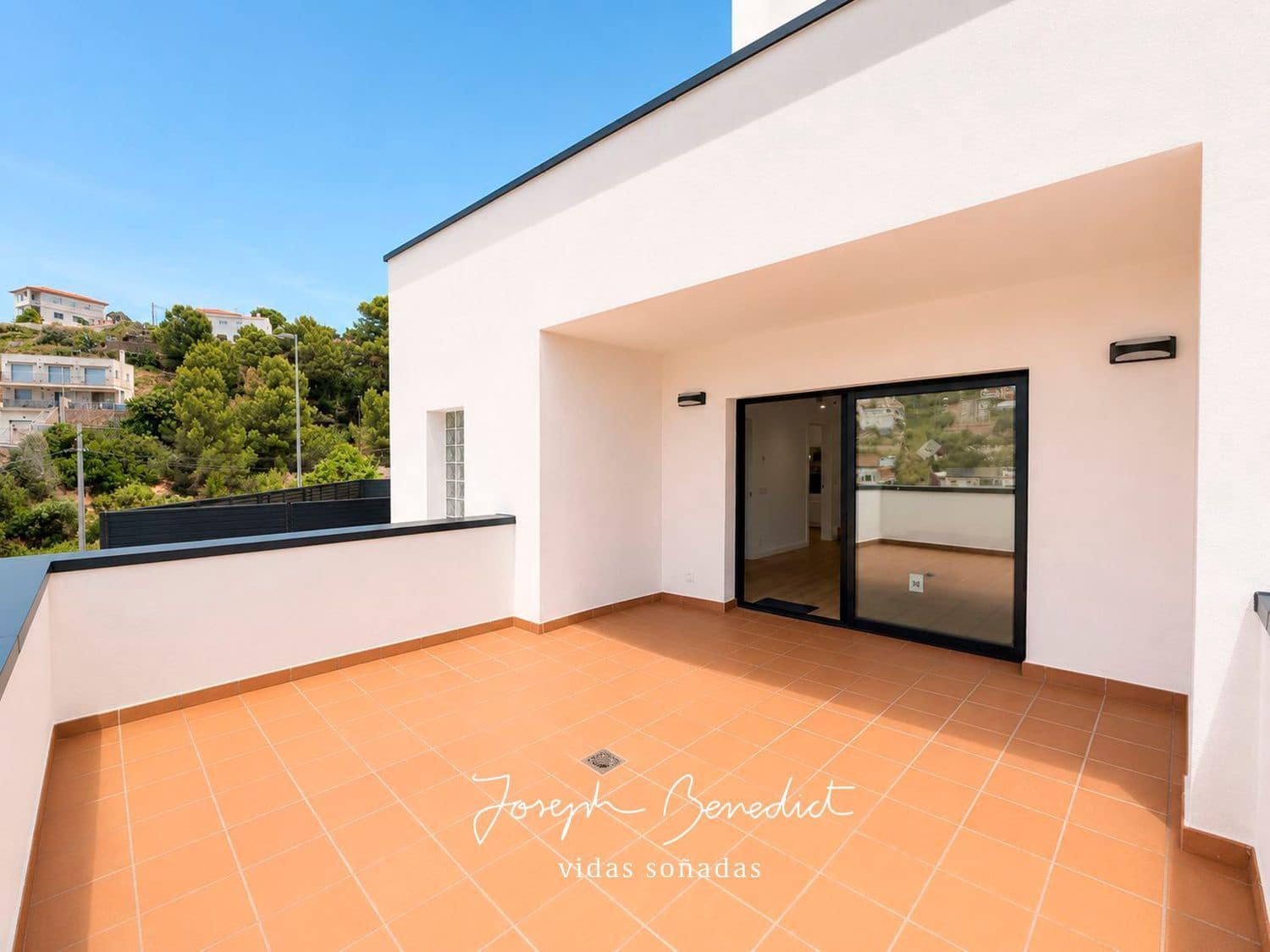 4 bedroom Villa for sale in Segur de Calafell with pool garage - € 540,000 (Ref: 9880566)