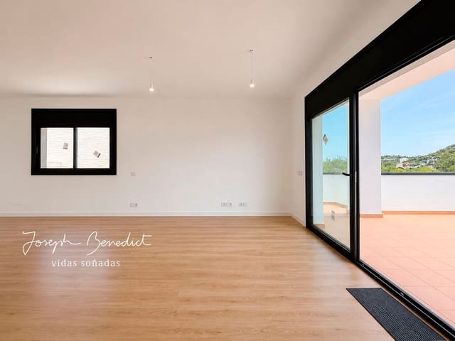 4 slaapkamer Villa te koop in Segur de Calafell, Calafell met zwembad garage - € 540.000 (Ref: 9880566)