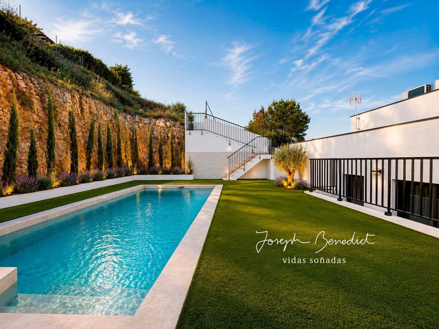 4 bedroom Villa for sale in Segur de Calafell with pool garage - € 540,000 (Ref: 9880566)