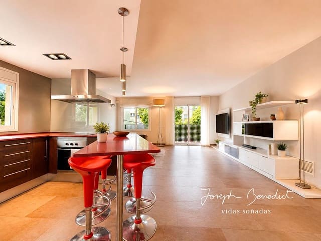 3 bedroom Apartment for sale in Castelldefels with garage - € 475,000 (Ref: 9898747)