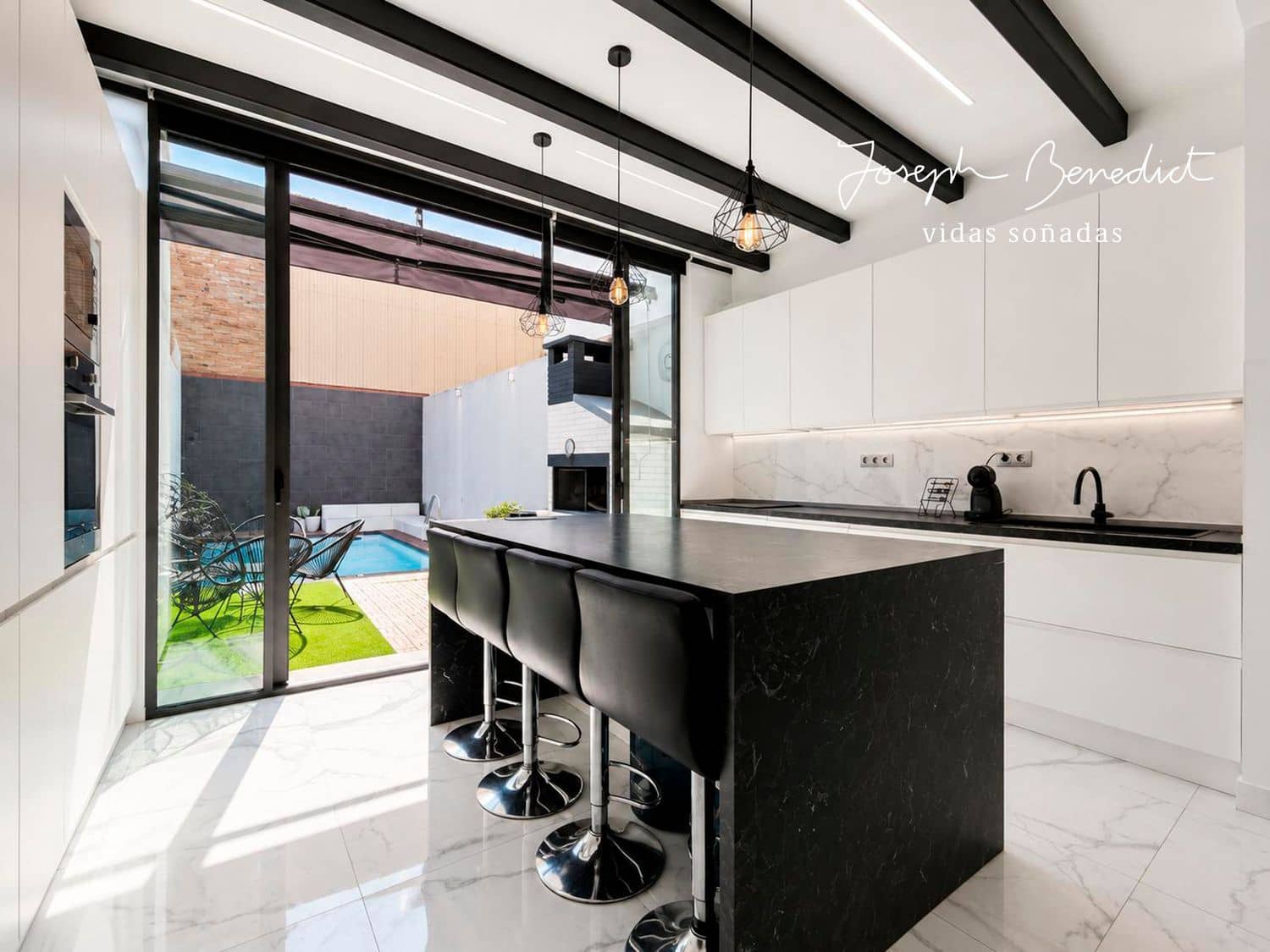 3 bedroom Townhouse for sale in Sant Feliu de Llobregat with pool garage - € 749,000 (Ref: 9928596)