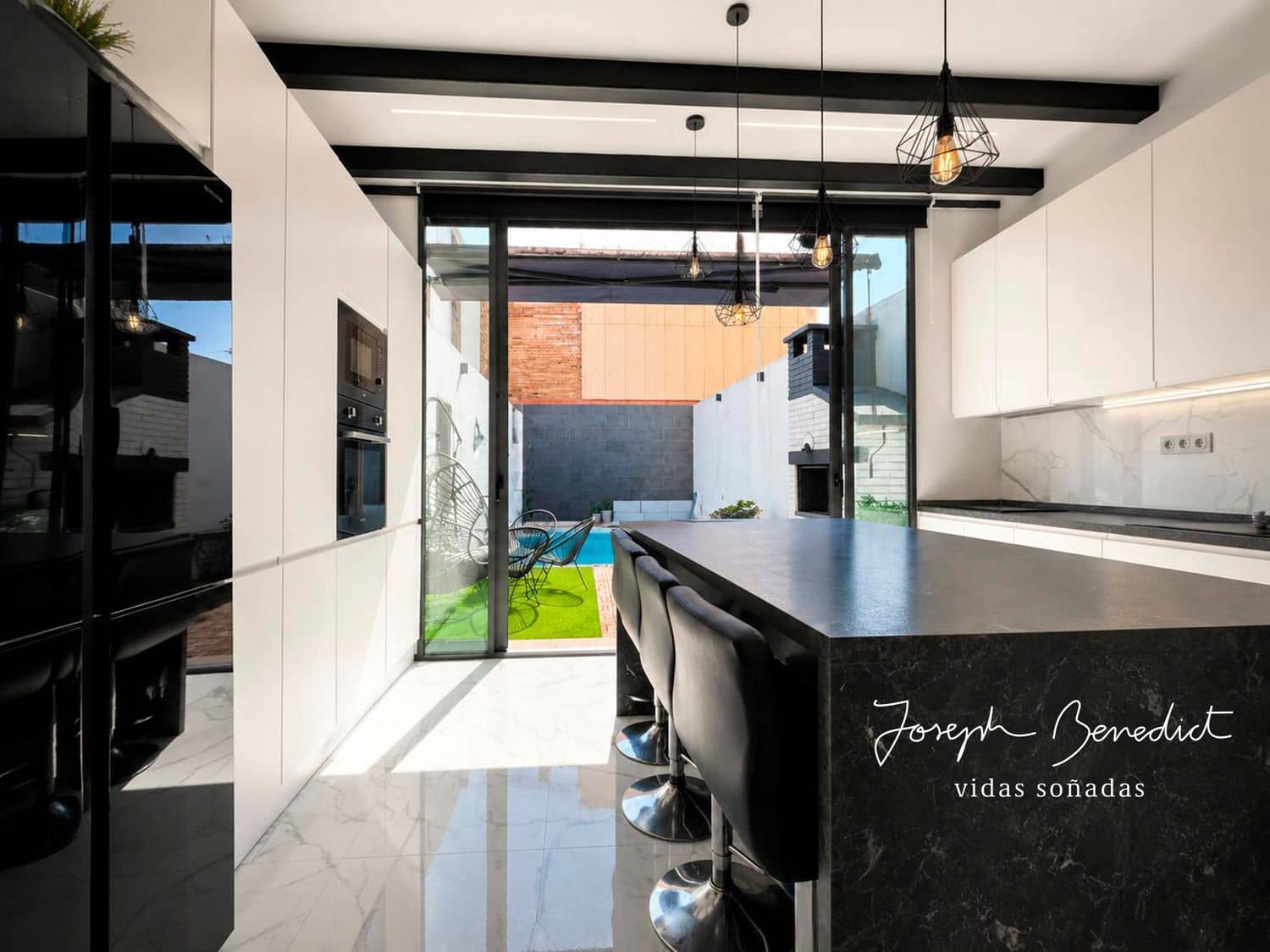 3 bedroom Townhouse for sale in Sant Feliu de Llobregat with pool garage - € 749,000 (Ref: 9928596)
