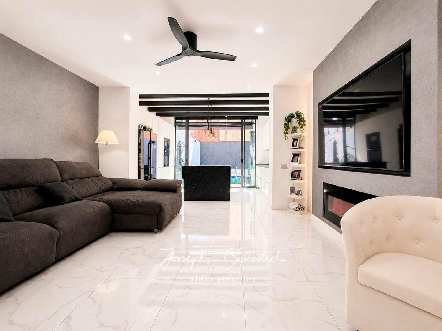 3 bedroom Townhouse for sale in Sant Feliu de Llobregat with pool garage - € 749,000 (Ref: 9928596)