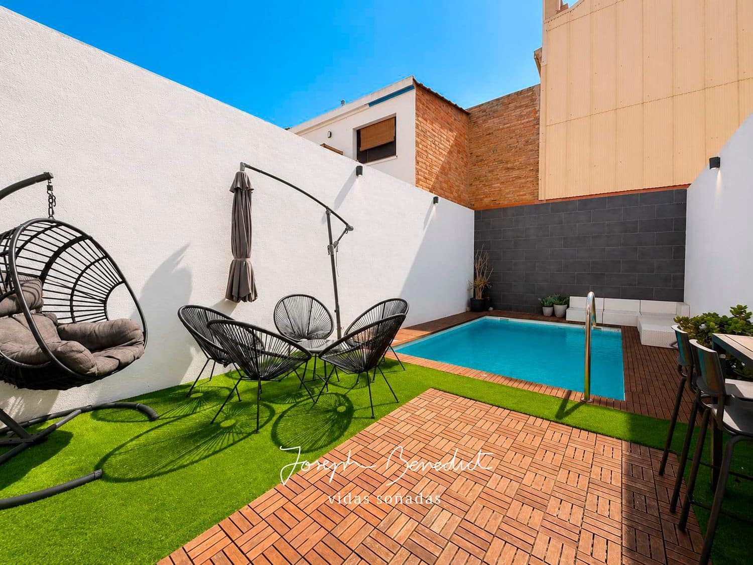 3 bedroom Townhouse for sale in Sant Feliu de Llobregat with pool garage - € 749,000 (Ref: 9928596)