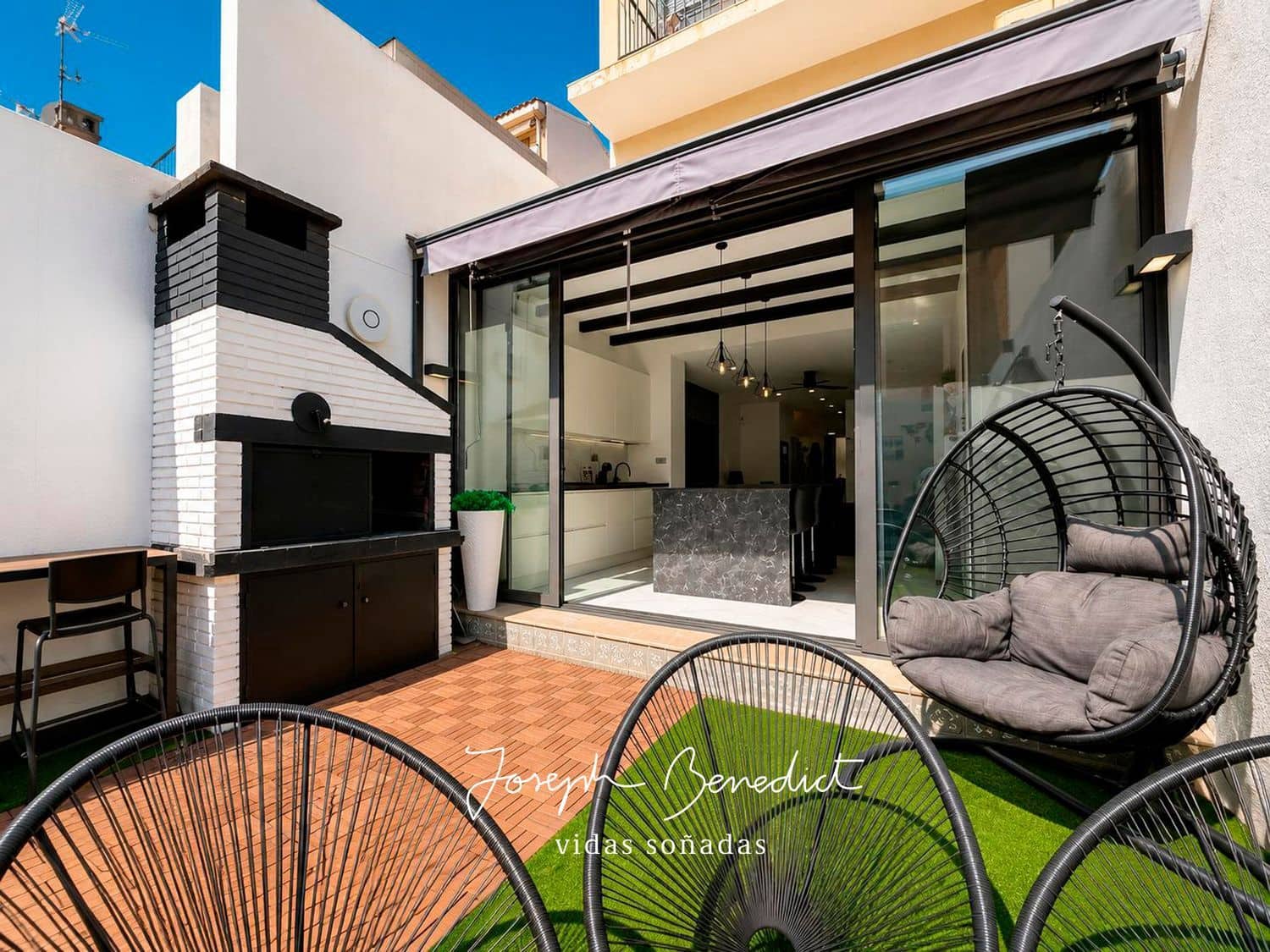 3 bedroom Townhouse for sale in Sant Feliu de Llobregat with pool garage - € 749,000 (Ref: 9928596)