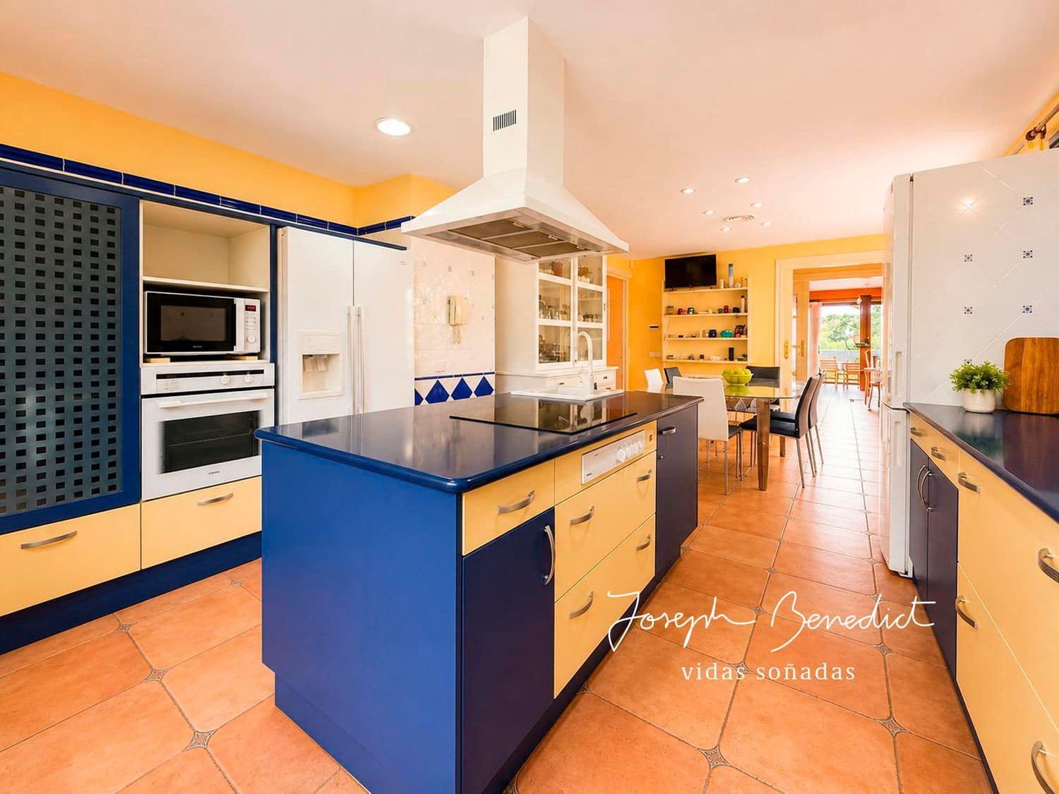5 chambre Villa/Maison à vendre à Calafell avec piscine garage - 780 000 € (Ref: 9932816)