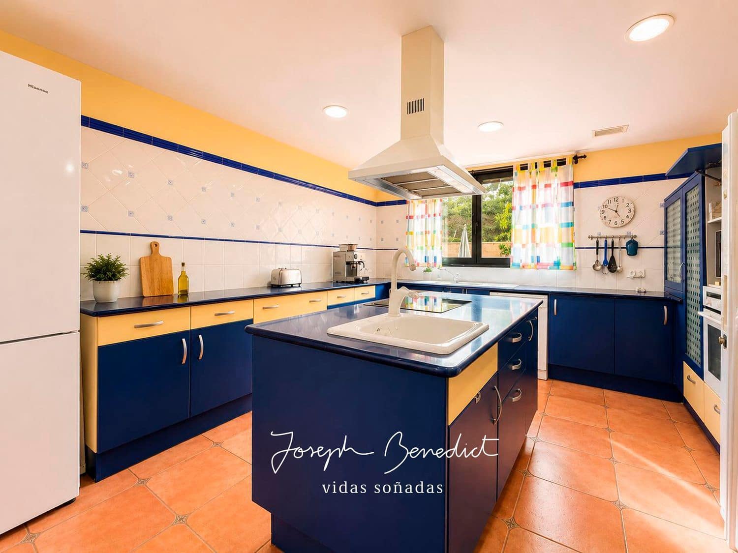 5 chambre Villa/Maison à vendre à Calafell avec piscine garage - 780 000 € (Ref: 9932816)