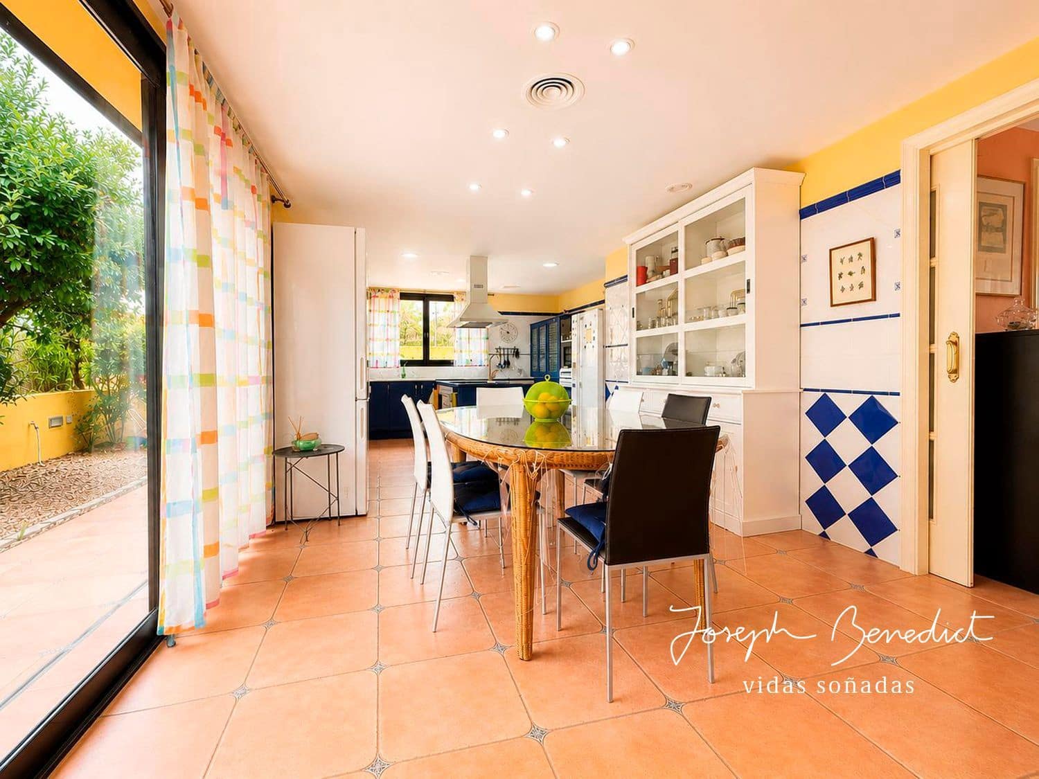 5 chambre Villa/Maison à vendre à Calafell avec piscine garage - 780 000 € (Ref: 9932816)
