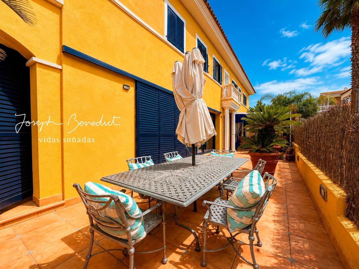 5 chambre Villa/Maison à vendre à Calafell avec piscine garage - 780 000 € (Ref: 9932816)