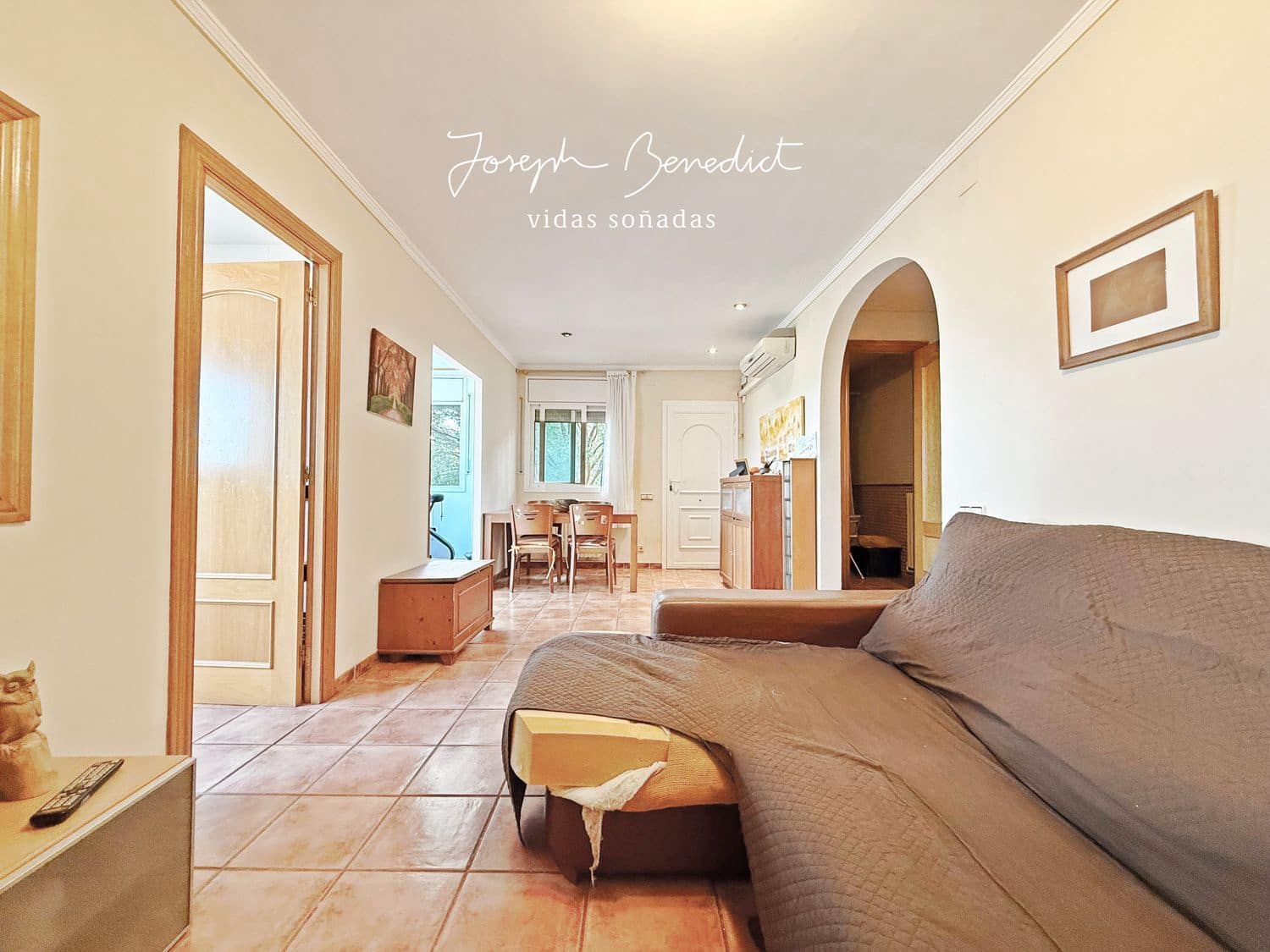4 bedroom Villa for sale in Torrelles de Llobregat with garage - € 635,000 (Ref: 9958929)