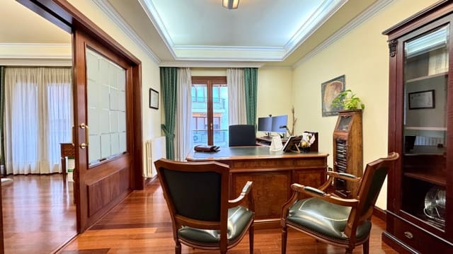 4 soveværelse Lejlighed til salg i Sant Nicolau, Palma de Mallorca med garage - € 1.174.900 (Ref: 7995051)