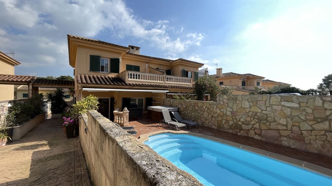 4 camera da letto Villa in vendita in Calvia con piscina garage - 895.000 € (Rif: 7995063)