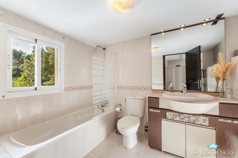 4 soveværelse Villa til salg i Calvia med swimmingpool garage - € 1.890.000 (Ref: 8108331)