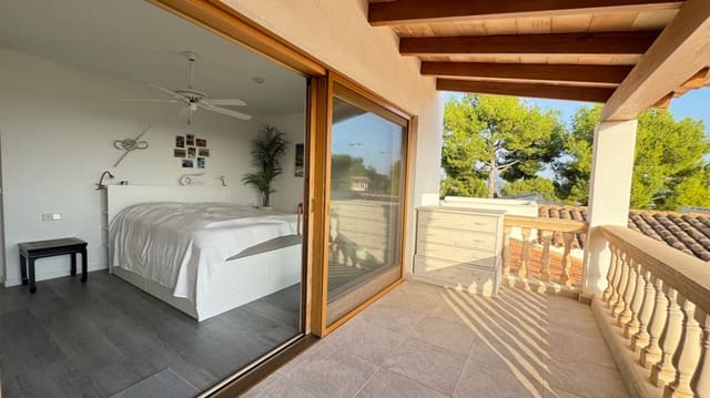 3 soveværelse Lejlighed til salg i Peguera / Paguera, Calvià med swimmingpool - € 1.589.900 (Ref: 8646869)